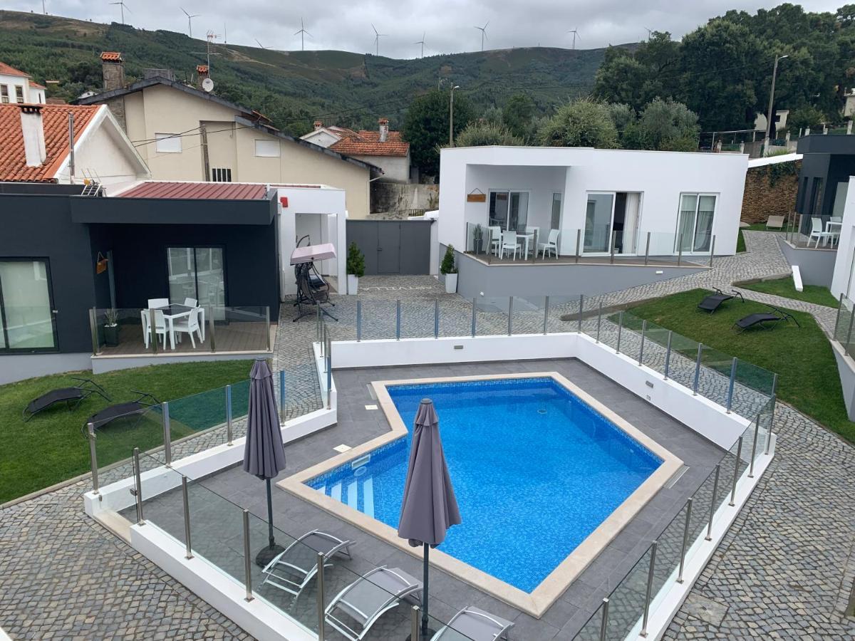 Artvilla Tourism Houses Castanheira de Pera Extérieur photo